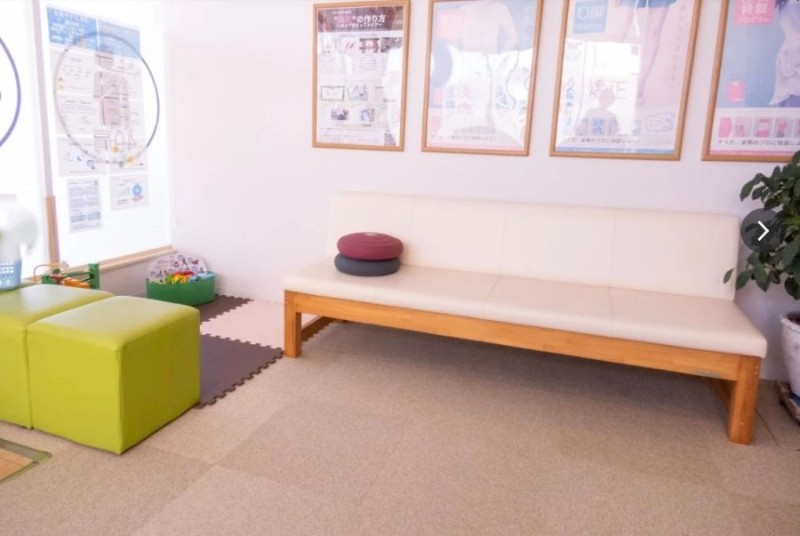 四ツ池Reborn整骨院 待合スペース